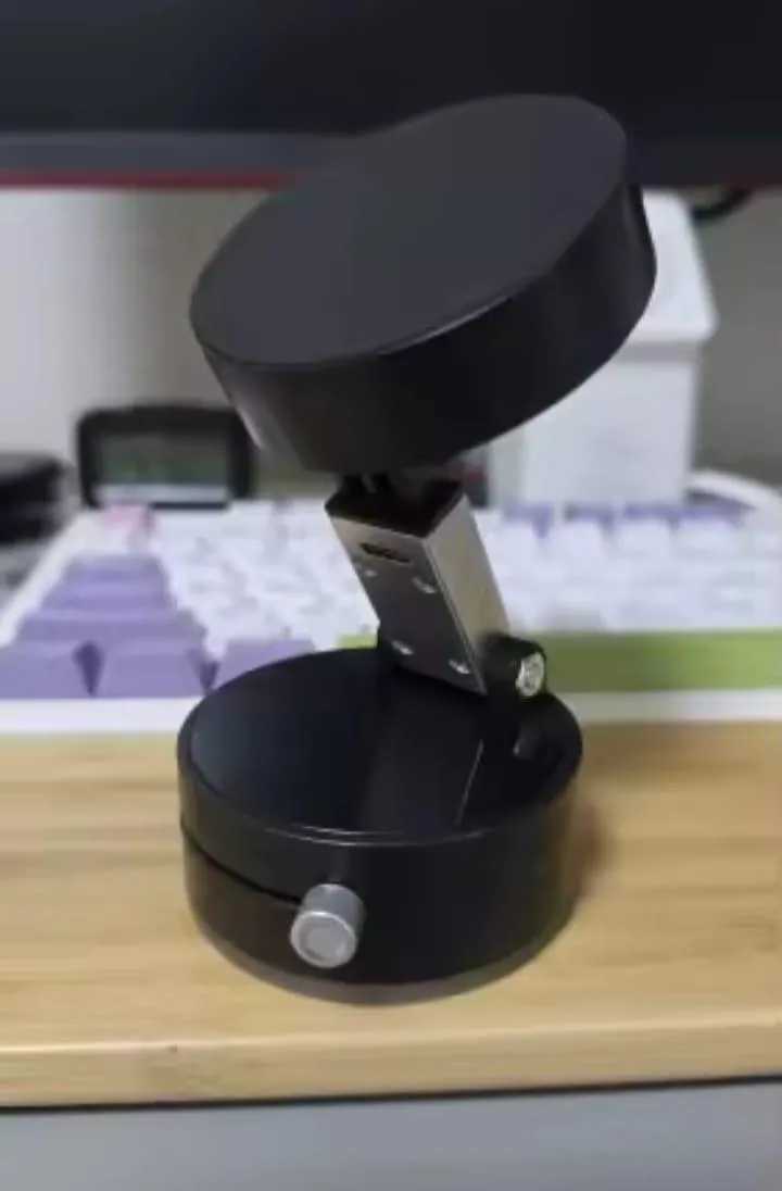 Double-Sided Vacuum Magnetic Phone Holder – Adjustable Foldable Rotating Suction Mount